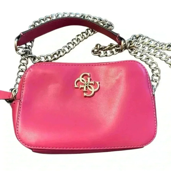 GUESS Noelle Crossbody Camera Bag Pink/ Fuchsia - Picture 1 of 7